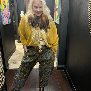 Jaded Gypsy Be Free Full of Love One Size Top